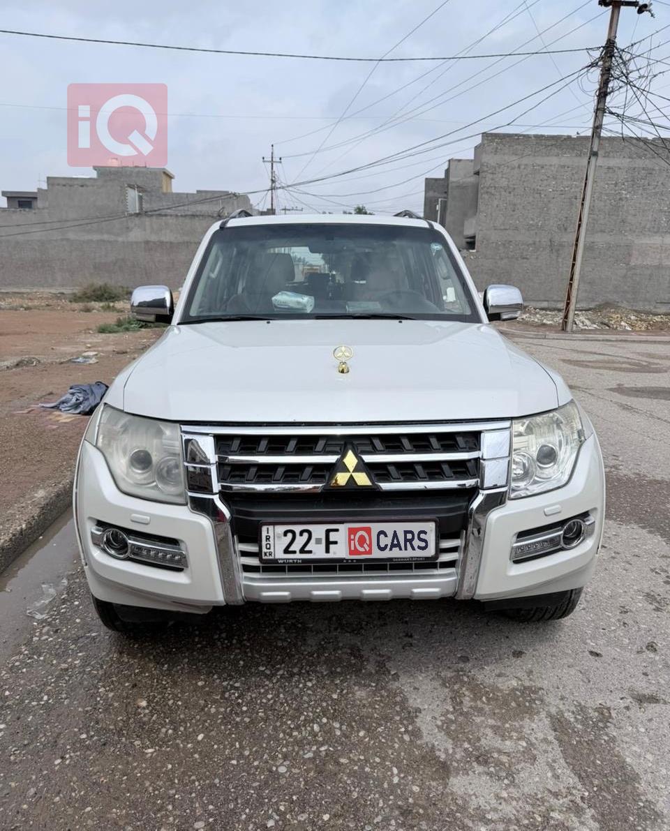 ميتسوبيشي باجيرو